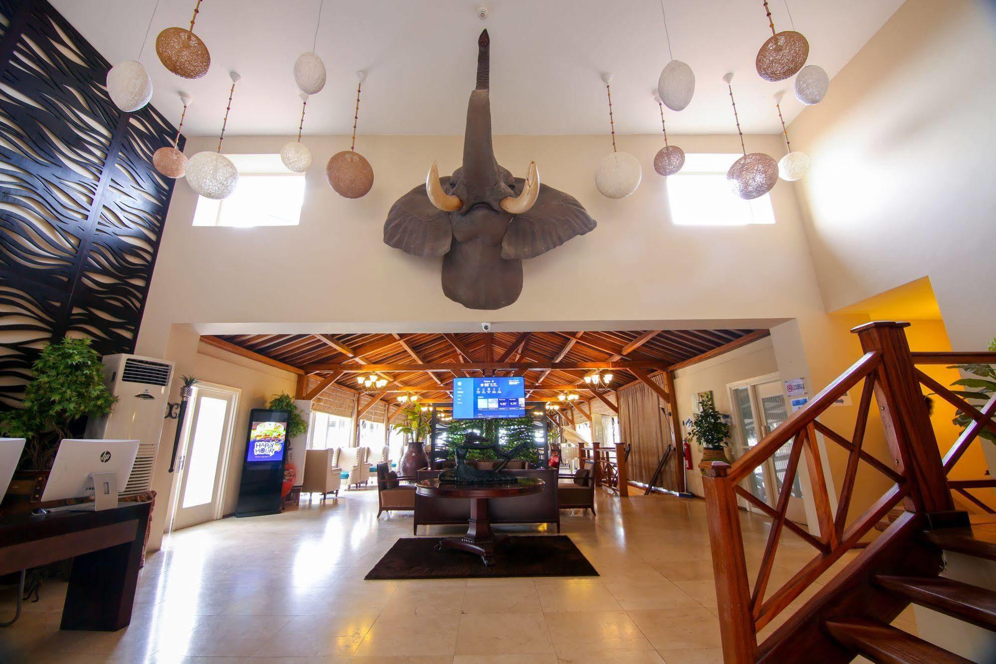 Best Western Plus Accra Beach Hotel Teshie Exterior photo