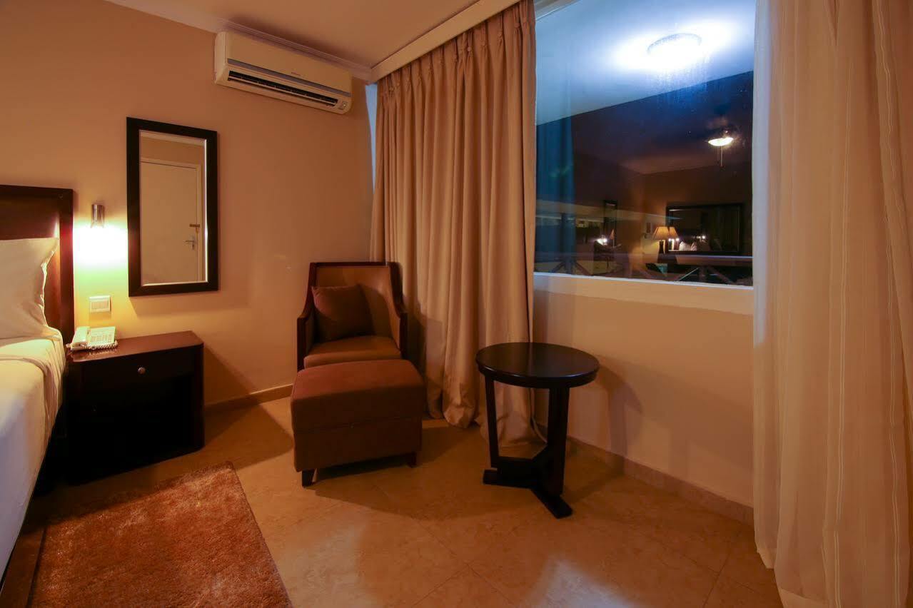 Best Western Plus Accra Beach Hotel Teshie Exterior photo
